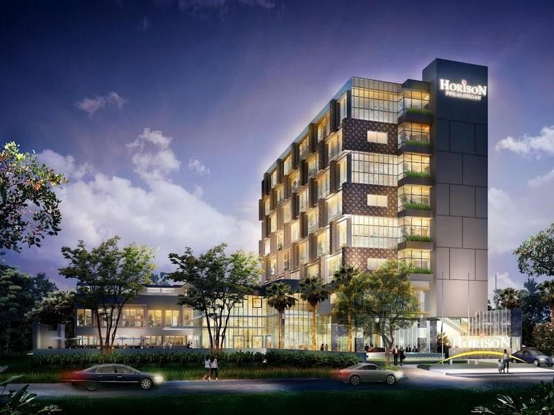 Howard Johnson By Wyndham Pekalongan Exterior photo