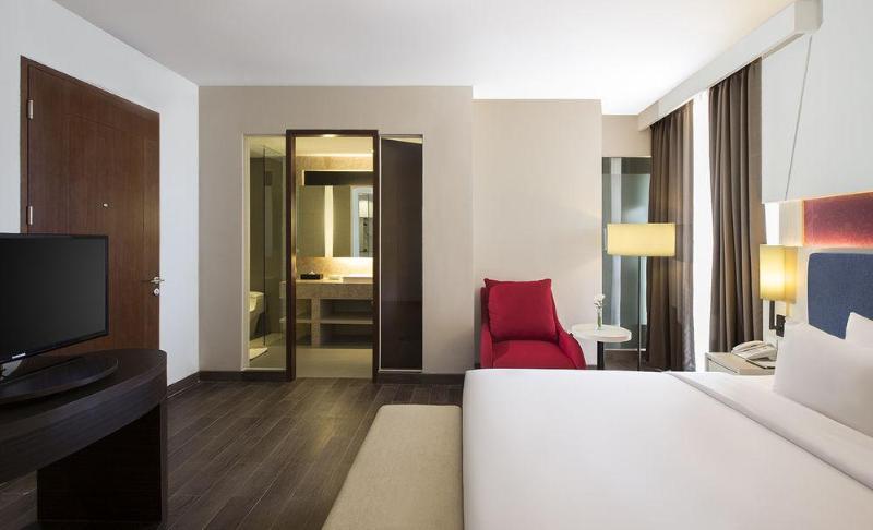 Howard Johnson By Wyndham Pekalongan Exterior photo